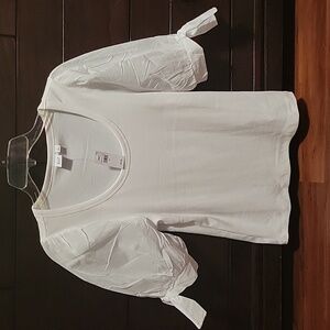 Gap quarter sleeved white shirt size small new with tags